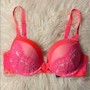 Victoria’s Secret 36C Lace Bra